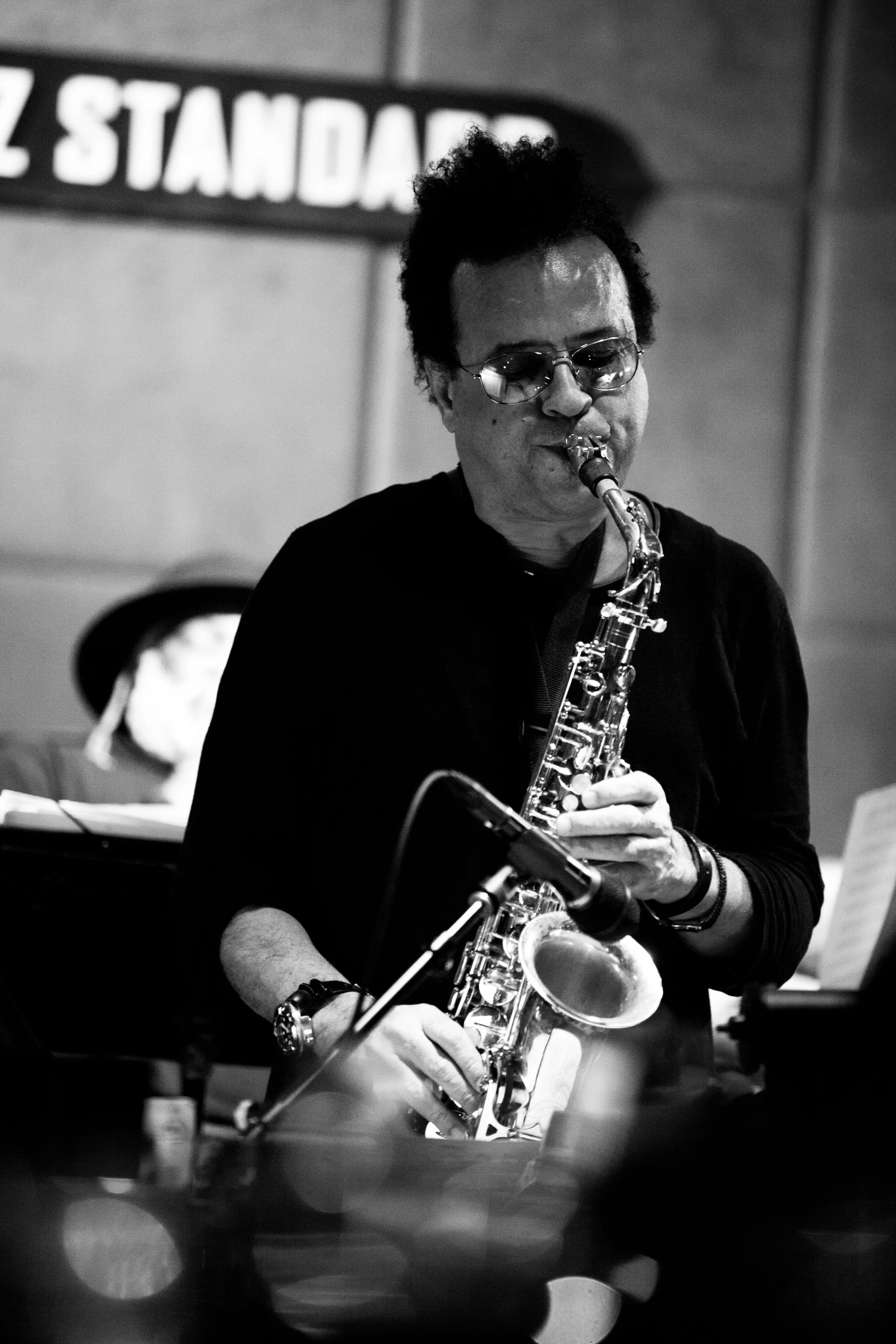 洋楽 BOTTOM LINE,MIDNIGHT FLYER,DAVID FOSTER Alex Foster — CHARLES MINGUS